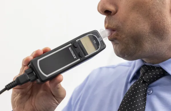 Akcija bo potekala na več lokacijah po Sloveniji, mimoidoči pa bodo lahko brezplačno opravili test alkoholiziranosti.