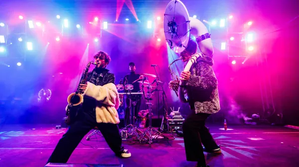 Koper, 11.12.2025Taverna Koper, Primorske novice, Praznični koncert Primorskih novic, veseli decemberskupina Pantaloons