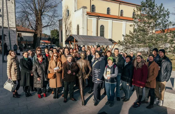 Sežana je minuli petek že stopila v Kosovelovo leto 2026.