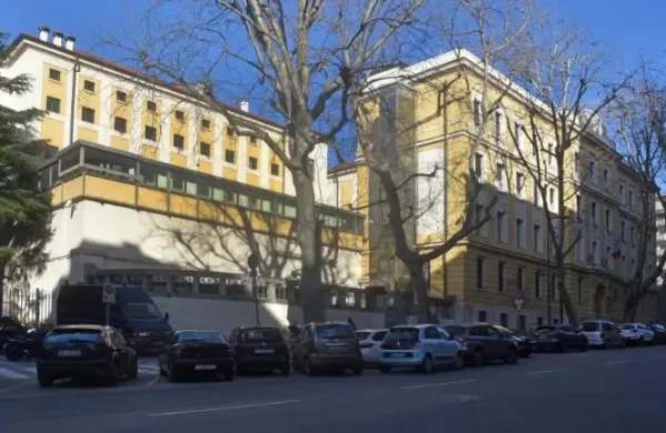 Trža&scaron;ki zapor Coroneo