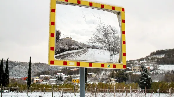 Koper, 08.12.2012Sneg na Obali, Sne?enje, zasne?ena koprska ob?a,       Bonini