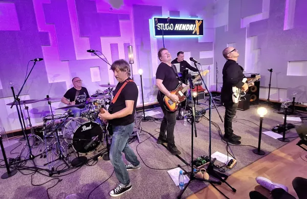 Vojna, covid, poplave in Dan D