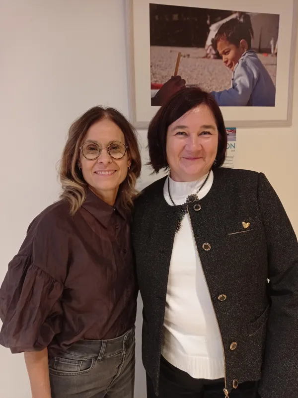 Luisa Gergolet (levo) in Irena &Scaron;kvarč, direktorici gori&scaron;kih knjižnic, ki že več kot desetletje prirejata skupno zaključno prireditev. 