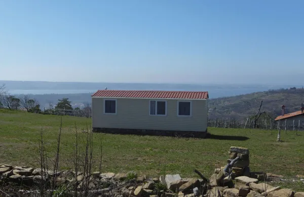 mobilna hi&scaron;ica nasproti Bužekijan Mala Seva