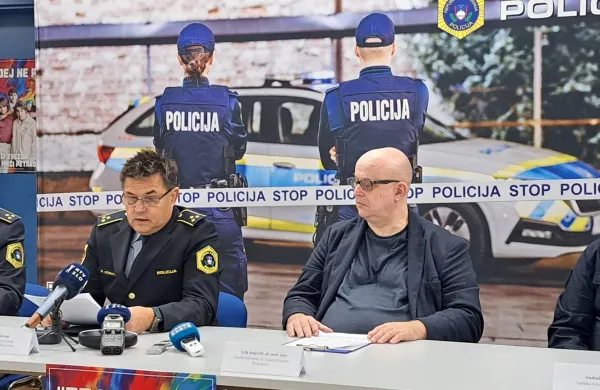 Po&scaron;kodb zaradi pirotehnike je na Gori&scaron;kem na srečo zelo malo