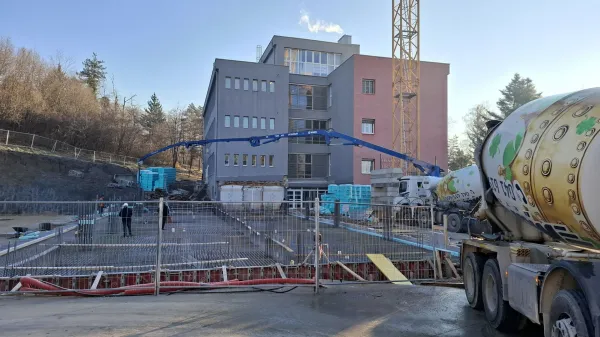 gradnja prizidek telovadnica pri Osnovni &scaron;oli Dragotin Kette ter rekonstrukcij obstoječih prostorov &scaron;ole. Ilirska Bistrica