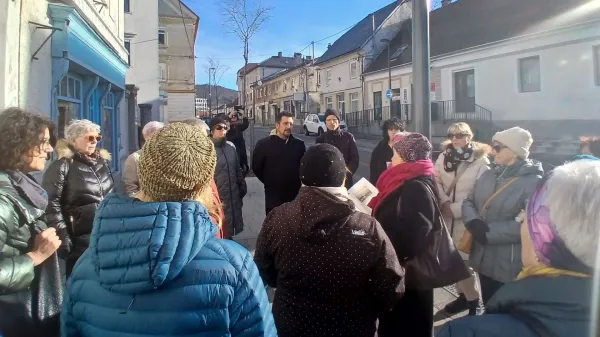 Sprehod po POstojni pohod Postoj na mestni poti