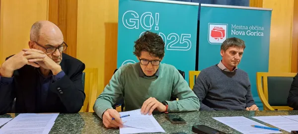 Celovito revizijo poslovanja javnega zavoda GO!2025 naj izvede računsko sodi&scaron;če