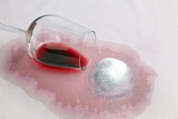 A glass of red wine has been emptied. Tip with salt. Austria,Image: 952528926, License: Royalty-free, Restrictions:, Model Release: no, Credit line: Erwin Wodicka/imageBROKER/Profimedia
