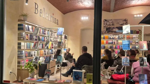 Mariborska knjigarna Beletrina je ob dogodkih polna obiskovalcev, sicer pa prazna.