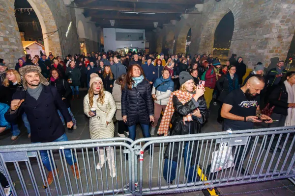 Koper, 11.12.2025Taverna Koper, Primorske novice, Praznični koncert Primorskih novic, veseli december