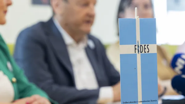 Ljubljana, Fides.Novinarska konferenca glavnega stavkovnega odbora zdravniskega sindikata Fides.