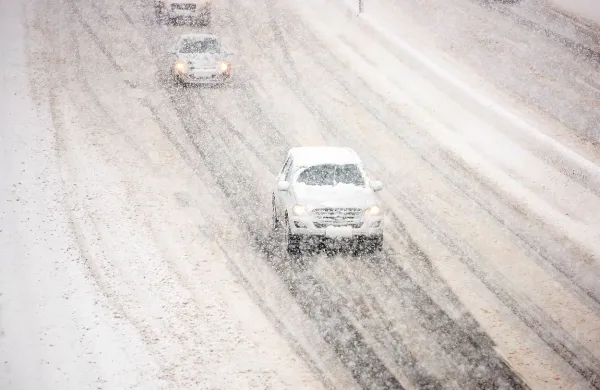 Sneženje zajelo tudi dele Hrva&scaron;ke