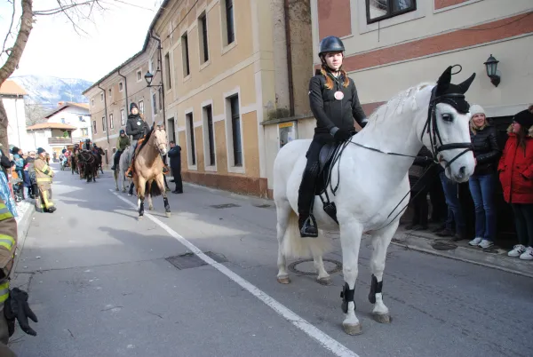 Blagoslov konjev v Vipavi