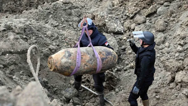 Bombo so na&scaron;li v bližini nakupovalnega sredi&scaron;ča Galerija v predelu Beograd na vodi.