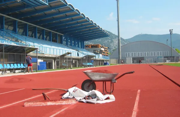 Visoka izguba zavoda za &scaron;port po&scaron;teno razburila novogori&scaron;ke mestne svetnike