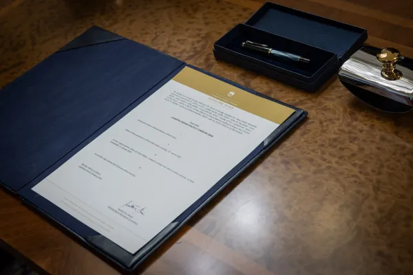 Odlok o razpisu volitev v DZ.