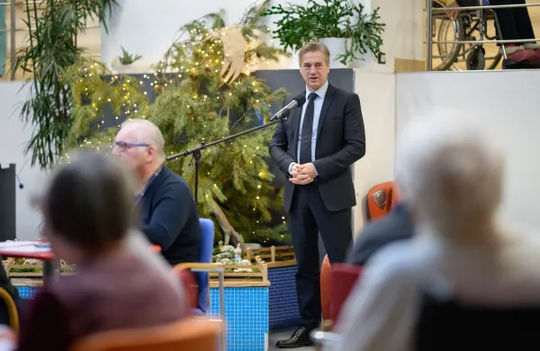 Obisk Doma starej&scaron;ih občanov Ilirska Bistrica v okviru vladnega obiska v primorsko-notranjski regiji.