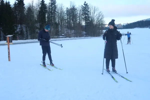 V Črnem Vrhu nad Idrijo in na centru Vojsko so teka&scaron;ke proge urejene za drsalno in klasično tehniko.