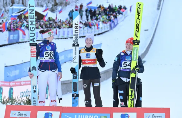 Nika kraljica Ljubnega, Lani&scaron;ek zmagal na Poljskem