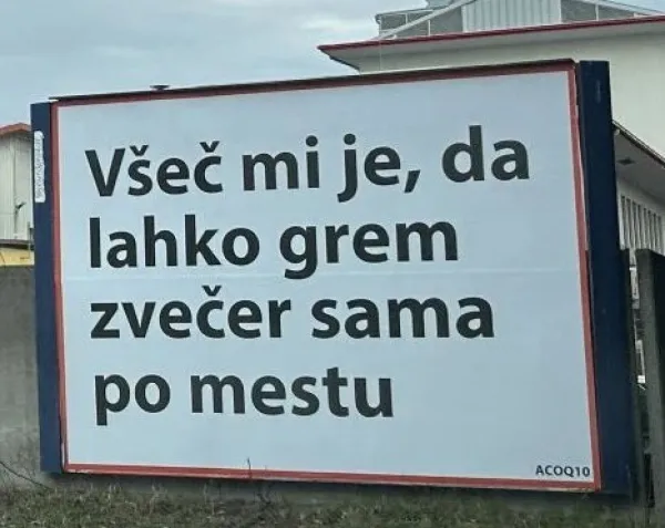 S takimi in podobnimi plakati je Ale&scaron; &Scaron;trancar že lani prelepil Slovenijo.