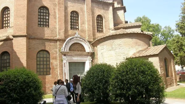 Območje italijanske Ravene stresla potresa