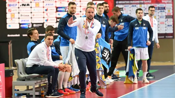 V napadalnem načrtu mladost, hitrost in tudi norost