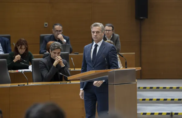 Golob je ob &Scaron;utarjevem zakonu napovedal tudi dodatne ukrepe za izbolj&scaron;anje varnostne situacije, med drugim zakon o predaji ilegalnega orožja.