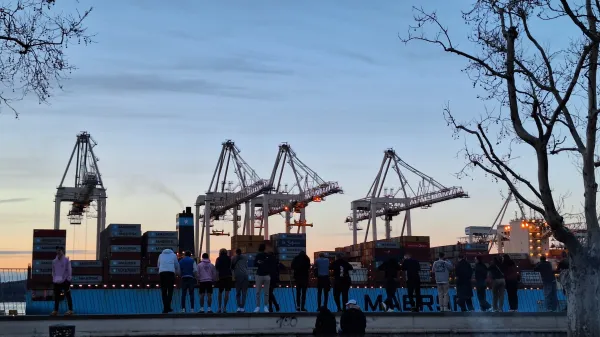 Luka Koper ekologija mladi narava morje