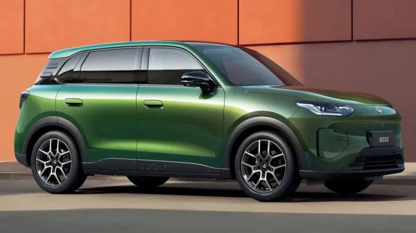 Leapmotor B03X je novi križanec B SUV segmenta, ki je po dimenzijah primerljiv z Oplom mokko.