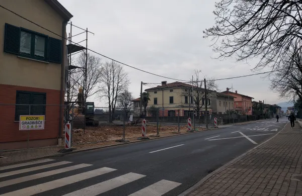 Vrtojba ru&scaron;enje dotrajan objekt občina &Scaron;empeter-Vrtojba ideja ureditev kraj druženja trg 