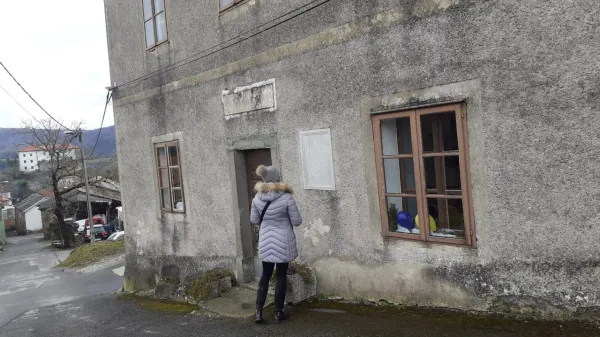 &scaron;ola na Premu in rojstna hi&scaron;a Dragotina Ketteja