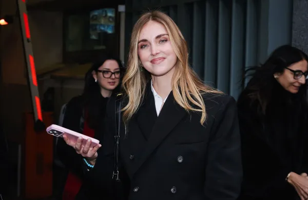 Zadovoljna Chiara Ferragni po razsodbi na milanskem sodi&scaron;ču