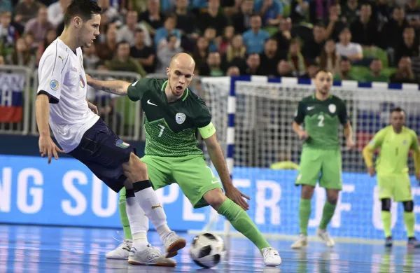 Danes vrhunska generalka z Ukrajino