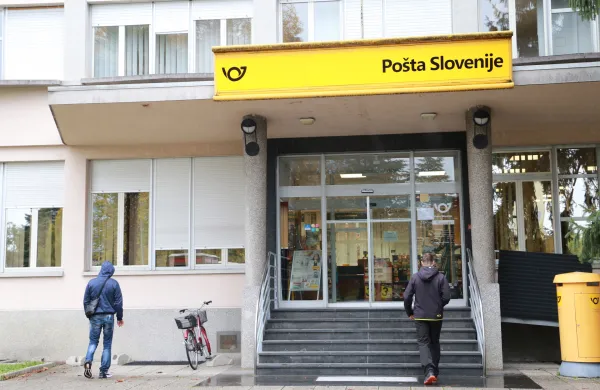 Posta posta Slovenije, postna enota Nova Gorica na dan stavke stavka