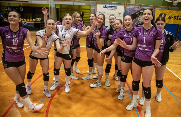 Koper, 17.01.2026odbojka 1A.DOL ?enske - 1.AZ ligaAnkaran: GEN-i 2:1veselje Ankarančank ob zmagi