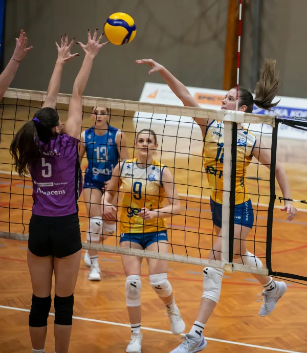 Koper, 17.01.2026odbojka 1A.DOL ?enske - 1.AZ ligaAnkaran: GEN-i 2:1HanaPodbr&scaron;ek (18)