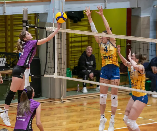 Koper, 17.01.2026odbojka 1A.DOL ?enske - 1.AZ ligaAnkaran: GEN-i 2:1Ema Pangerc (14)
