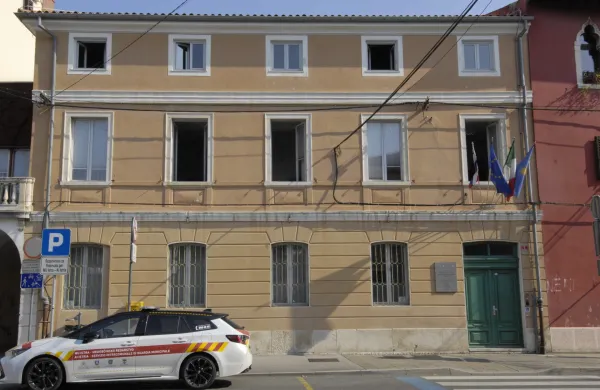 Medobčinska uprava,redarji