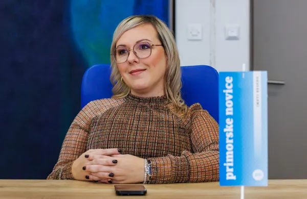 Koper, 10.12.2025Sedež Primorske novice, Interviju, Pogovor, Ministrica za kmetijstvo Mateja Čalu&scaron;ić, portret