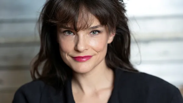 (INTERVJU) Tina Vrbnjak: &ldquo;V gledali&scaron;ču je nujno vzpostaviti kritični kontekst&rdquo;