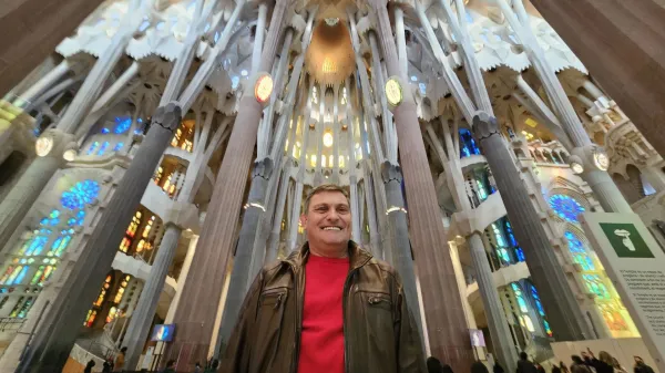 Piranski župnik bo dvakrat ma&scaron;eval v Sagradi Familii