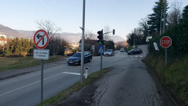 Kostanjevica: dokler se ne uredi križi&scaron;ča, naj se omeji hitrosti