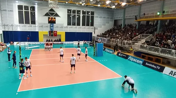 Fenerbahče Alpacem odbojka