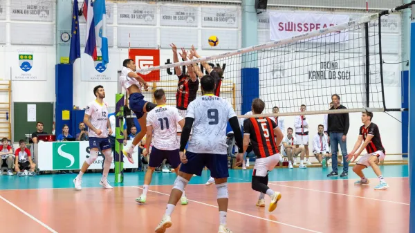 Dober odpor Kanalcev, Novogoričanke v finalu