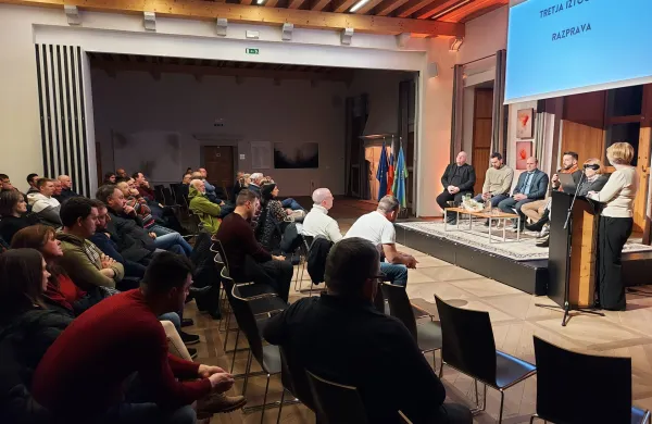 Bri&scaron;ki pridelovalci opozarjajo: Brez kmetov se bodo Brda zarasla