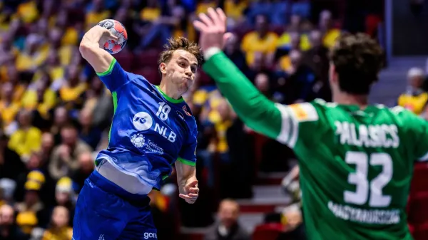 260125 Stas Slatinek Jovicic of Slovenia during the EHF European Handball Championship main round match between Slovenia and Hungary on January 25, 2026 in Malm&ouml;. Photo: Petter Arvidson/BILDBYRĹN/kod PA/PA1137hĺndball handboll handball handbolls-em 2026 slovenien slovenia hungary ungern ehf european handball championship bbeng,Image: 1069242179, License: Rights-managed, Restrictions: *** World Rights Except Austria, Denmark, Finland, Norway, and Sweden *** AUTOUT DNKOUT FINOUT NOROUT SWEOUT, Model Release: no, Credit line: Bildbyran/ddp USA/Profimedia