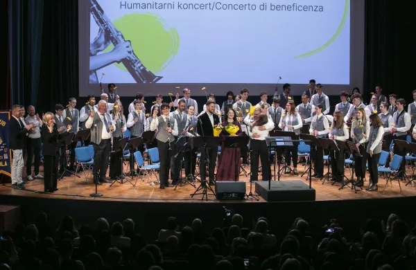 Avditorij Portorož, dobrodelni koncert Povezani v glasbi