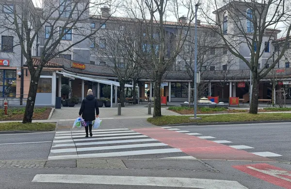 Varneje čez Gori&scaron;ko cesto