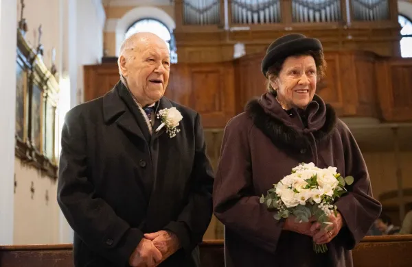 Platinasta poroka Franja in Marije Mozetič: "Skupaj sva že 70 let, za naprej pa je vse v božjih rokah"